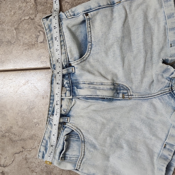 PacSun Mom Short - Picture 6 of 6